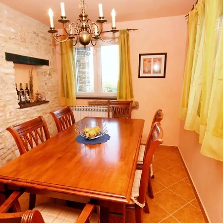 Family Friendly House With A Swimming Pool - Strpacici, Istria - Sredisnja Istra - 3351 * Višnjan